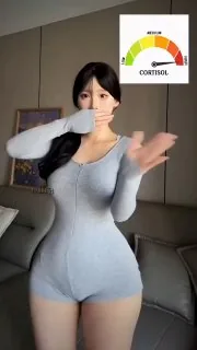 #喵朵曦 这身材太权威了