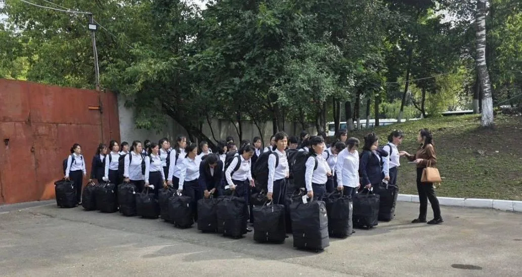 大批朝鲜女性工人正在抵达俄罗斯